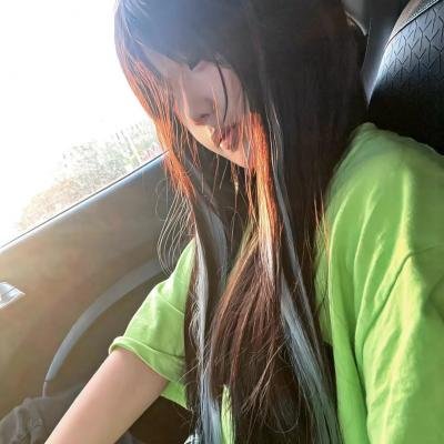 女人在家
